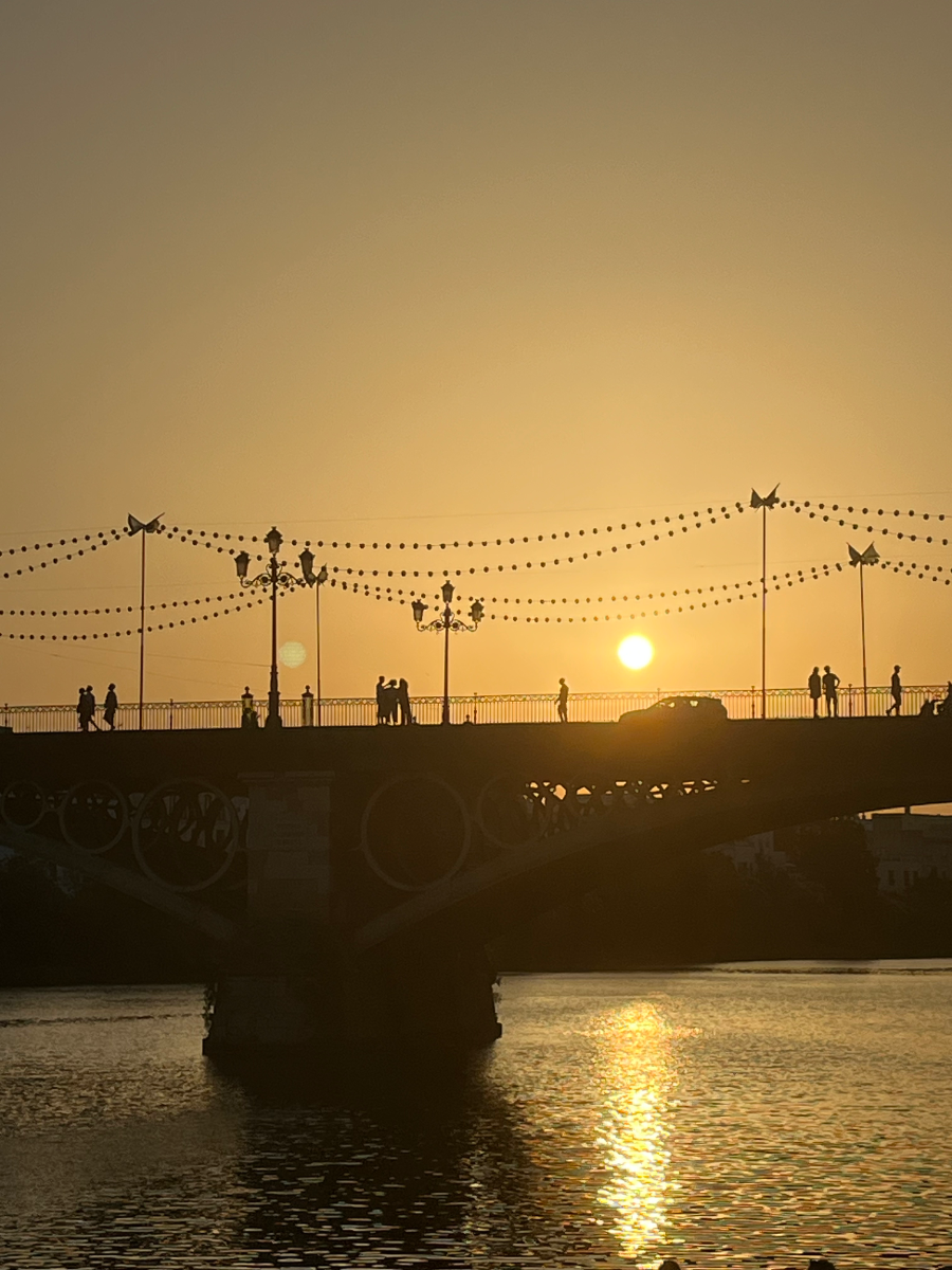 The Triana bridge at sunset